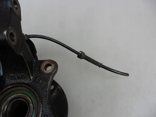 Mozzo di sterzo anteriore sinistro Opel Meriva A ABS OEM 93328737 image 5