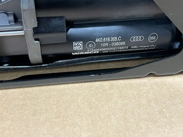 Compressore Sospensione AUDI A6 C8 A7 4K0616005C image 2