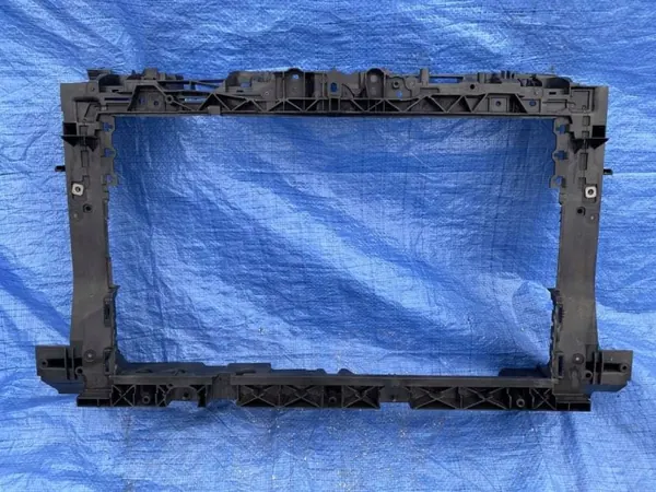 Ford Fiesta MK8 Framstolsbältesförstärkning OEM H1BB-8B041-A image 2