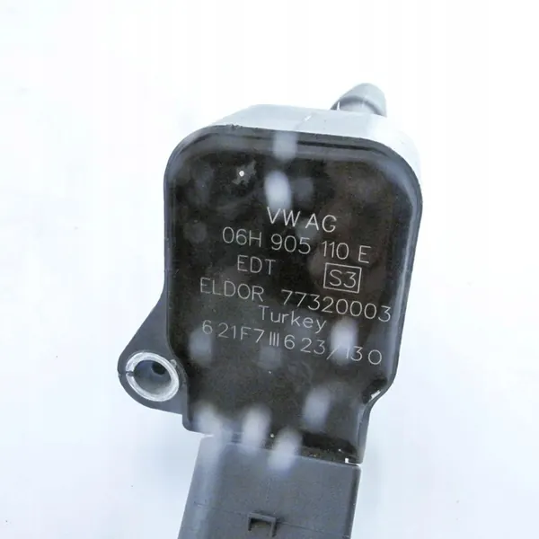 Audi A4 S4 B8 2013 Ignition Coil Harness OEM image 4