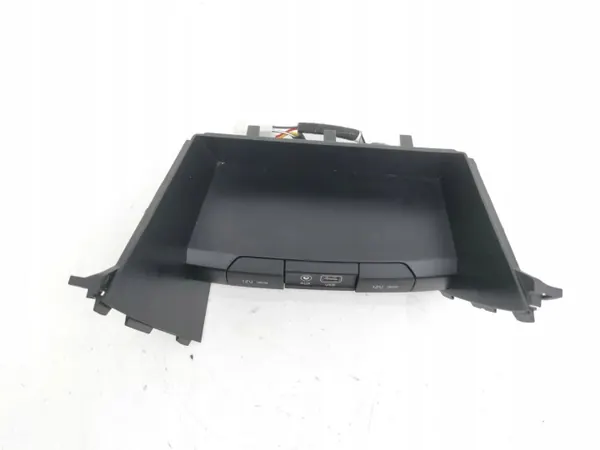 Kia Ceed 2019 USB-Anschluss OEM 84682J7920 image 5