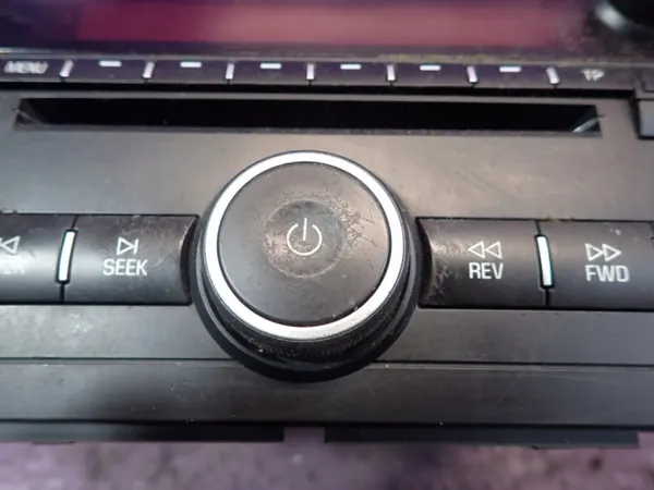 Rádio Cadillac OEM 12779267 - Usado image 4