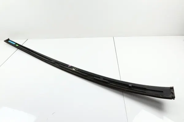 Mercedes W246 B-klass Taklist Höger OEM 2466901482 image 5