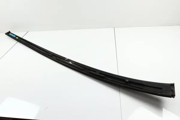 Mercedes W246 B-klass Taklist Höger OEM 2466901482 image 6