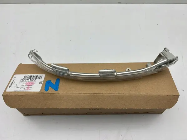 Indicador de Espelho Direito VW GOLF 13- LED OEM 5G0949102B image 2