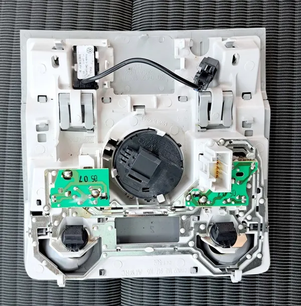 VW PASSAT TIGUAN Innenbeleuchtung 1K0947105AG image 2