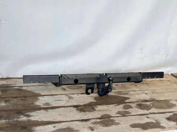 Refuerzo Barra Remolque VW T6 OEM 7H0803881J image 3