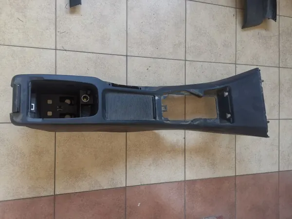 Rodillo de túnel central VOLVO V40 II - Pieza OEM image 2