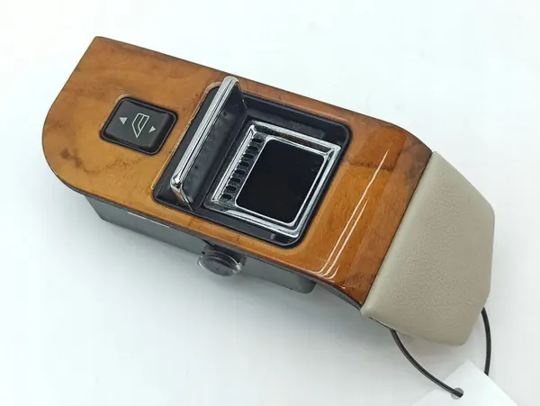 Cendrier porte arrière droit Jaguar XJ X300 OEM BEC8700 image 5