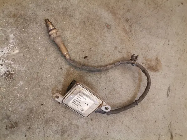 Opel Zafira C NOX Druk- & Temperatuursensor 55570096 image 2