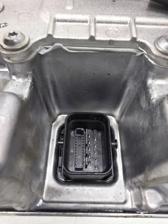 Porsche Cayenne 9Y Invertteri OEM 0EE907080B image 7