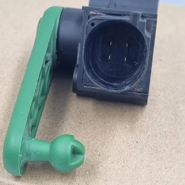 Capteur de niveau Skoda pour phares xénon 5Q0 907 503 image 2