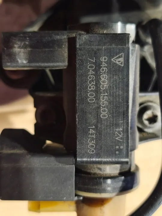 Porsche Unterdruckbehälter OEM 94611013077 - Gebraucht image 6
