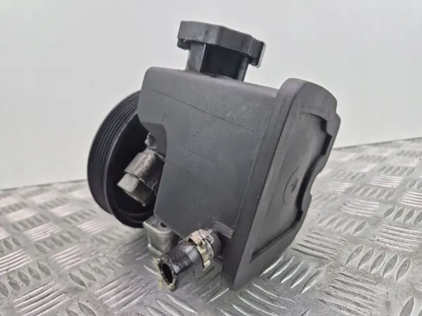 Mercedes-Benz OE A 006 466 15 01 servopump image 4
