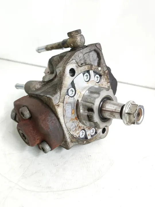 Bomba de alta presión Opel OE 97376269 - Usado image 2