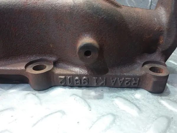 Colector de Escape Mazda 6 OEM R2AAK19612 - Usado image 5