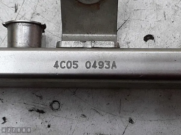 Rail de carburant Kia Venga 1.6 Essence 4c050493a image 4