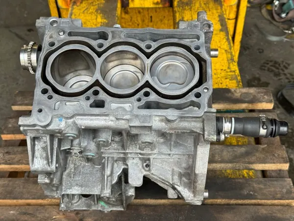 Motorblock komplett Fiat 500 1.0 M-Hev OEM 46341162 image 2
