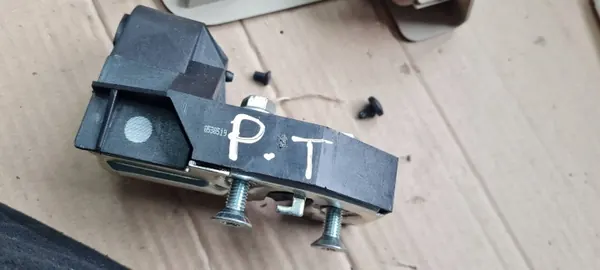 Audi OEM 8E0885880 Achterbank Slot Rechts Achter Zwart image 5