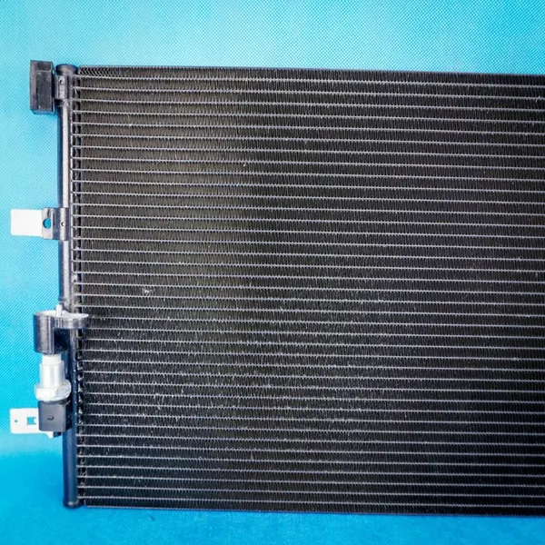 Ilmastointijäähdytin Audi A6 A7 4G 4G0260401Q image 6