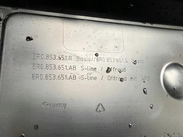 Audi Q5 8R0 Front Grill S-Line 2012- image 10