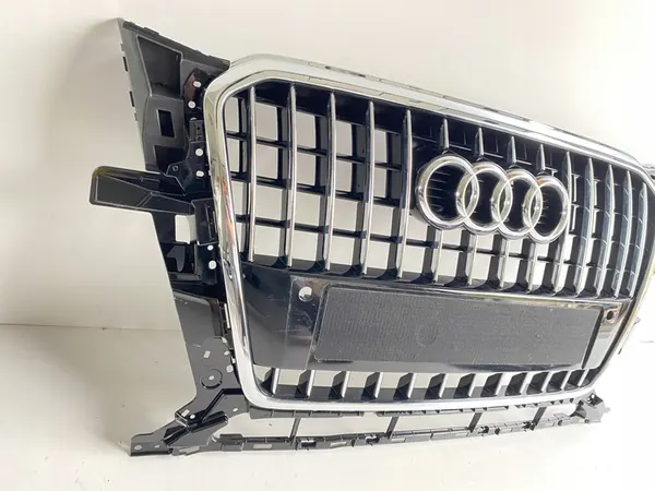 Audi Q5 8R0 Front Grill S-Line 2012- image 4