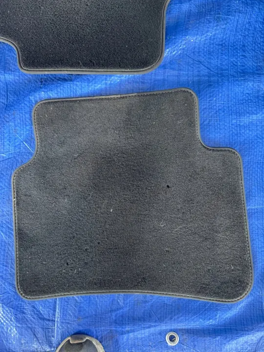 Tapis velours usagés pour Kia Stonic Lift GT Line image 3