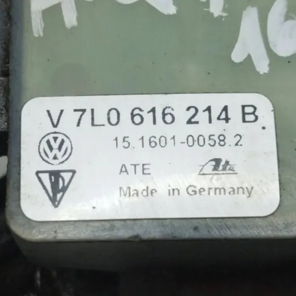 Pneumatisk fjädring nivåsensor fram 7L0616214B image 8