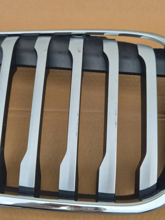 BMW 5 G30 G31 Front Grill 5113185178-11 image 3