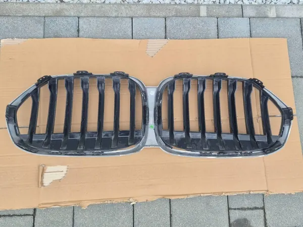 BMW 5 G30 G31 Front Grill 5113185178-11 image 6