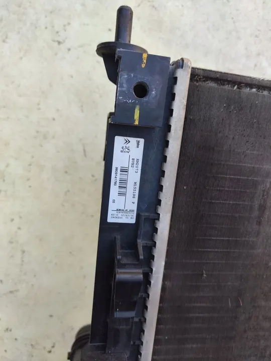 Vattenkylare Peugeot 308 3008 1.5HDI image 5