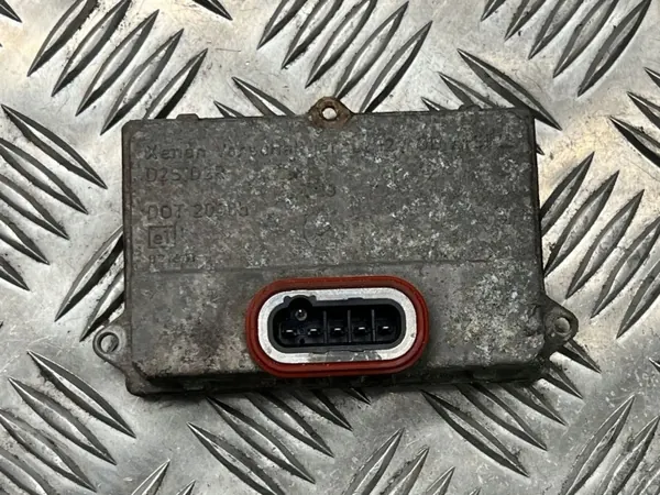 Módulo Nivelamento Faróis Xenon Opel Vectra C OEM 5DV00829000 image 2