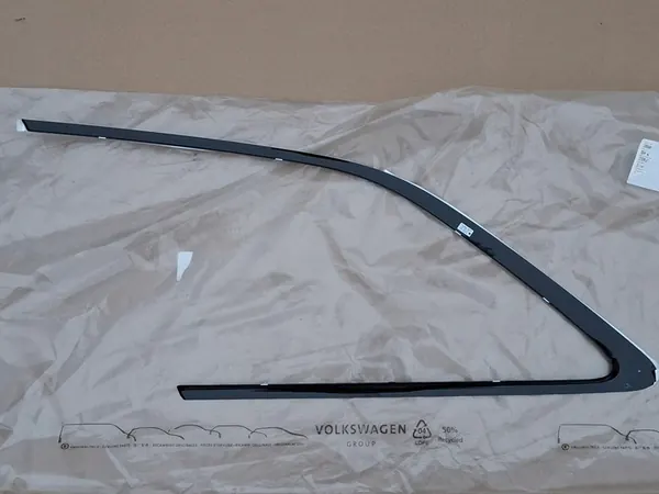 SEAT LEON IV Break Garniture de Fenêtre Arrière Droite Noire 5FE853346E image 5