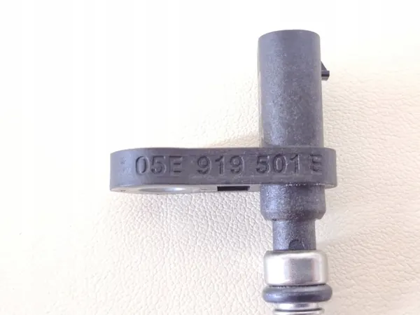 Sensor Temperatura Líquido OEM 05E919501E SEAT Arona image 6