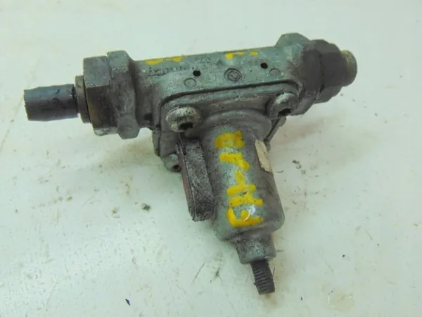 Válvula de flujo Volvo OEM 4341001307 - Estado usado image 3