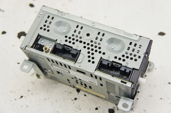 Radio GPS Ford Edge Mk2 OEM EM2T-19C107-HK Occasion image 6