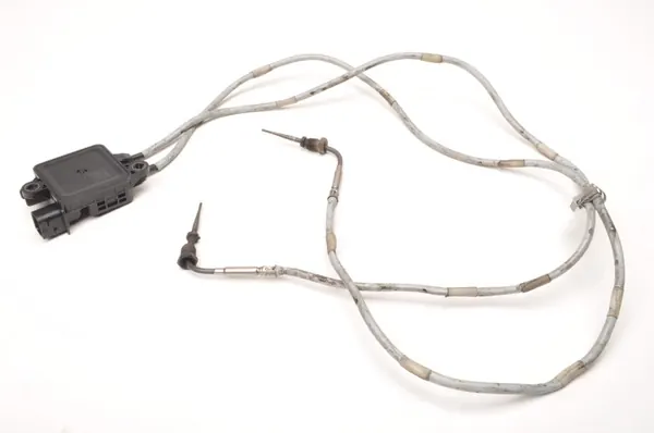 Sensor Temperatura Aceite OEM 670154522 Maserati Ghibli III image 2