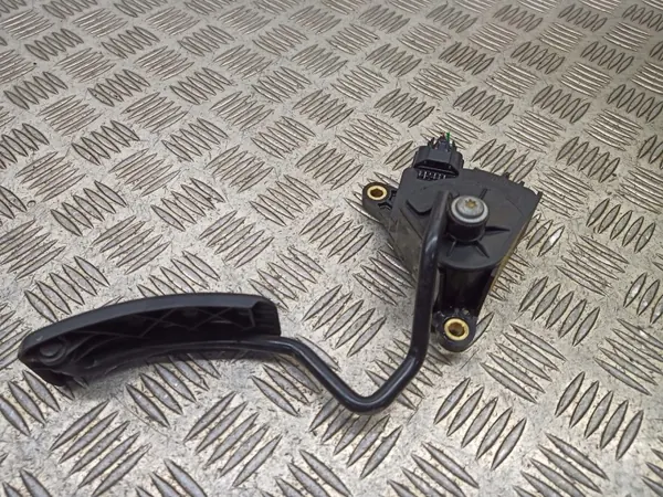 Potentiomètre de pédale d'accélérateur OEM 8200139319 Renault image 3