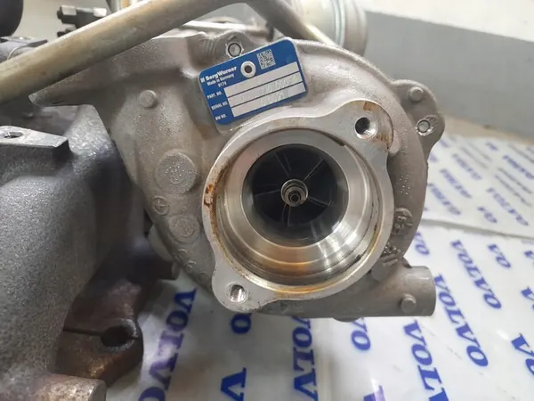 Turbo Volvo 2.4 D5 2014 image 2
