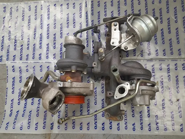 Turbo Volvo 2.4 D5 2014 image 4