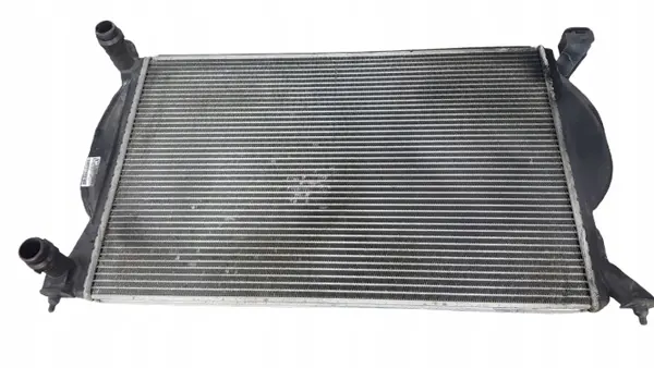 Radiador de agua AUDI A4 B6 1.9 TDI OEM 8E0121251 image 2