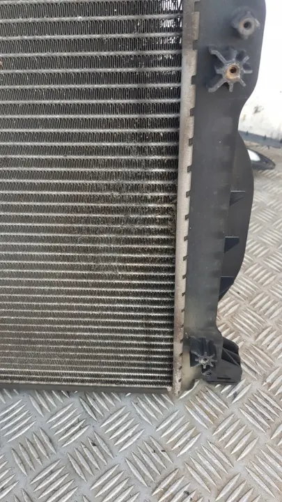Radiador de agua AUDI A4 B6 1.9 TDI OEM 8E0121251 image 4