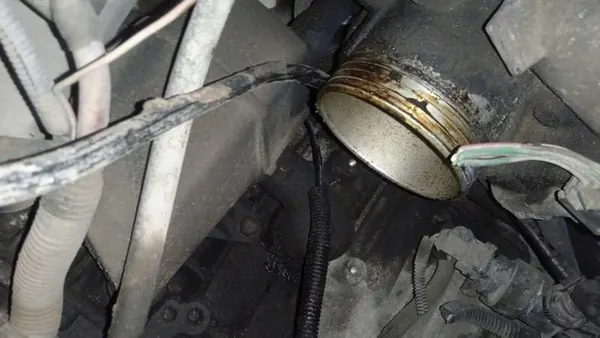 Volvo XC 90 Drosselklappe 2003 2.5L 30650013 image 2