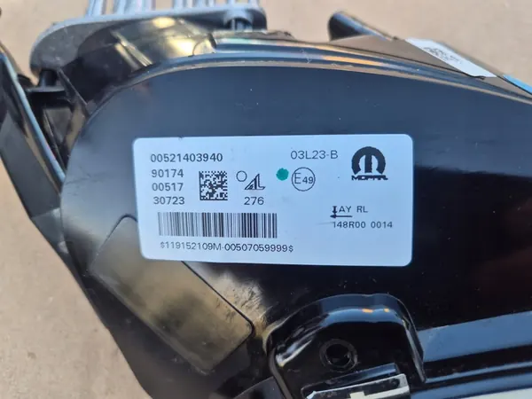 Seta Direita LED DRL Fiat 500e 2021-2025 OEM image 2