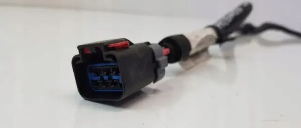 Manguera Tanque AdBlue Renault OE 241413847R - Usado image 4