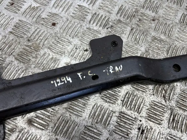 Etujarrupalat OEM AMD208834 Peugeot 3008 III image 4