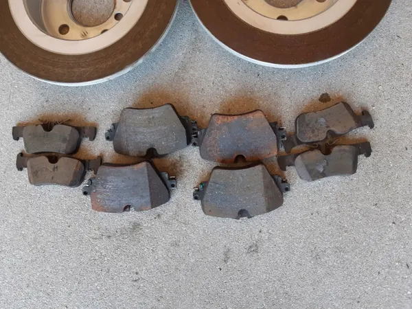 Conjunto Discos & Pastilhas BMW OEM 14891007/14891010 image 4