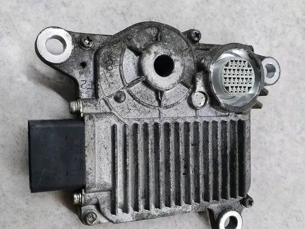 Unité de contrôle de transmission Peugeot 508 I SW 2.0 HDI OEM image 4