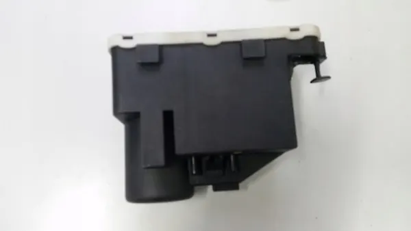 Bomba de cierre central OEM 1248002748 para Mercedes W124 image 3