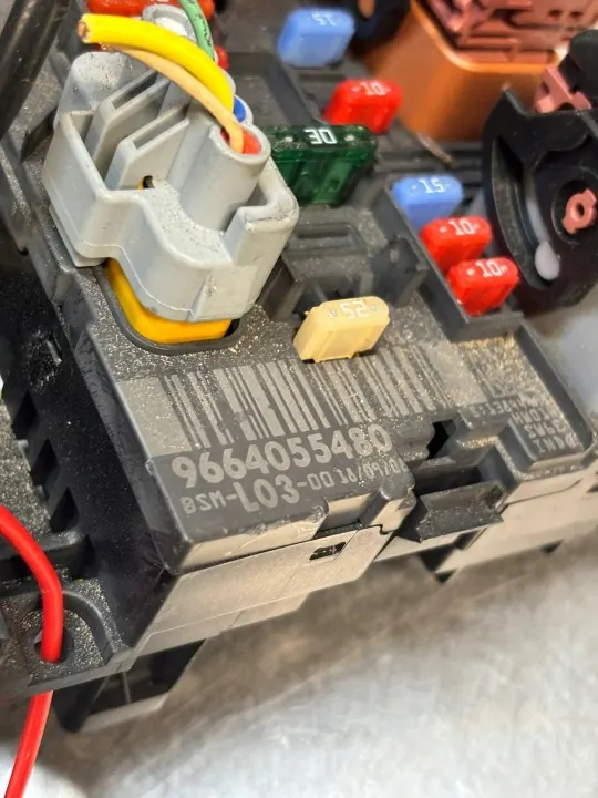 BSM L03 Module Peugeot Citroen 9664055480 image 3